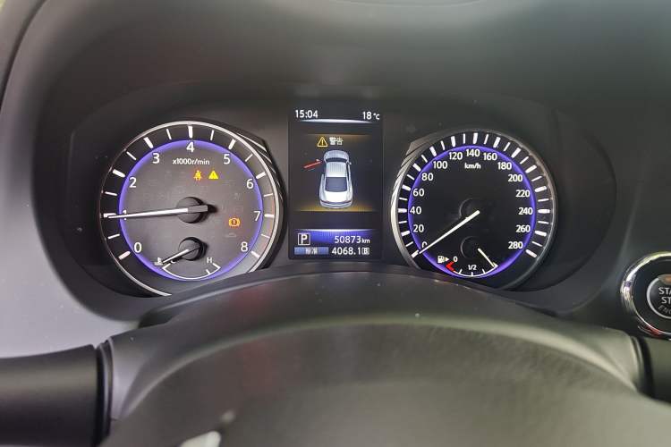 Used Infiniti Q60 2019 2.0T Luxury Edition