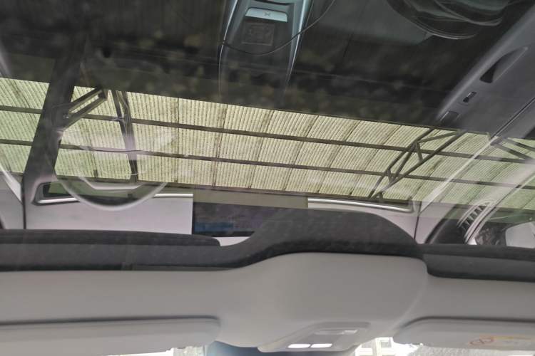 Used XPeng MONA M03 2025 600 with Ultra-Long Range Max Headliner