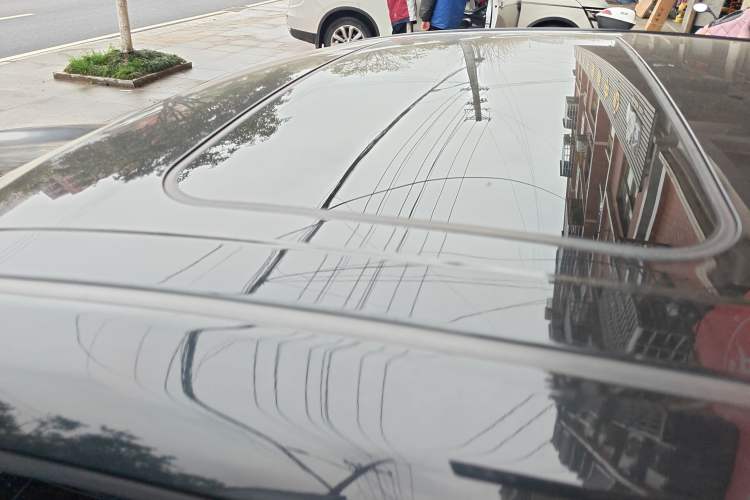 Used Toyota Avalon 2019 Dual-Engine 2.5L Luxury Edition China VI Standard