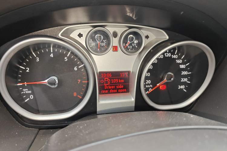 Used Ford Focus 2013 Sedan Classic 1.8L Manual Base Model
