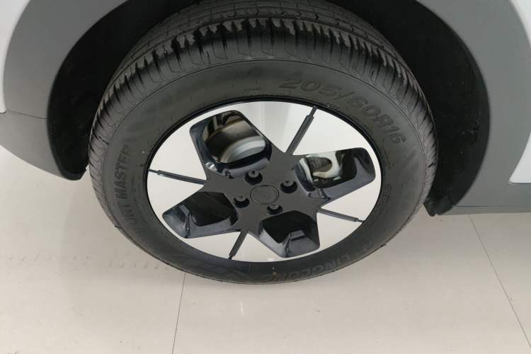 Used Geely Galaxy Geome 2025 310km Dream Edition Exterior 5