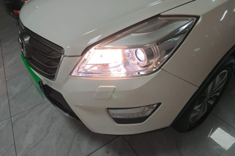 Used BAIC Weiwang S50 2016 1.5T Manual Lede Premium Edition
