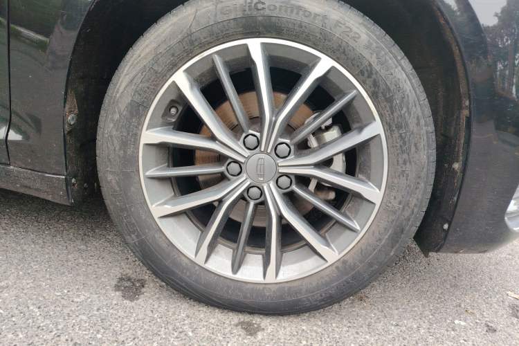 Used Geely Auto Preface 2021 2.0TD Luxury Version Right Front Wheel Hub