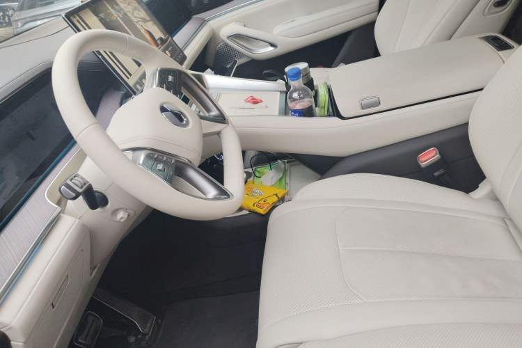 Used Denza N9 2025 Flagship Model