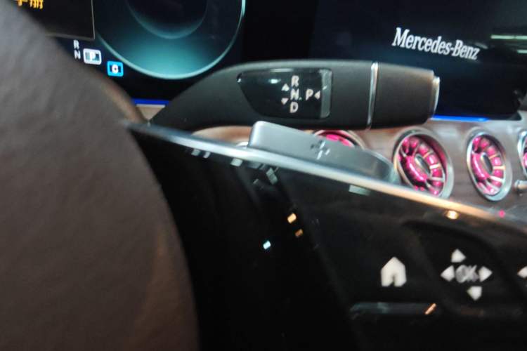 Used Mercedes-Benz E-Class 2022 Second Facelift E 300 L Luxury Edition
