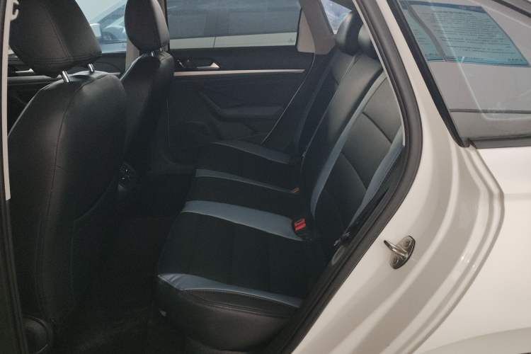 Used Volkswagen Lavida 2024 1.5L Automatic DeYi Edition Left Rear Seat