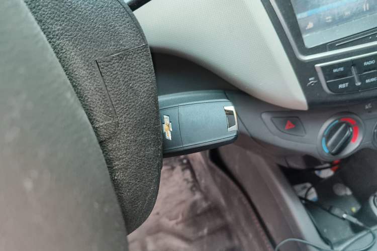 Used Chevrolet Sail 2015 Sail 3 1.3L Manual with Ideal Sunroof Edition
