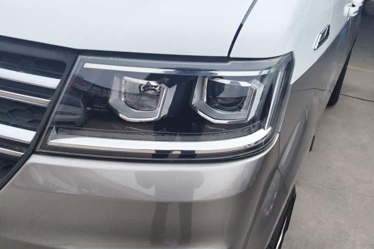 Used Jinbei New Hiace S 2019 1.5L Van Wealth Edition China VI SWC15M Left Front Headlight