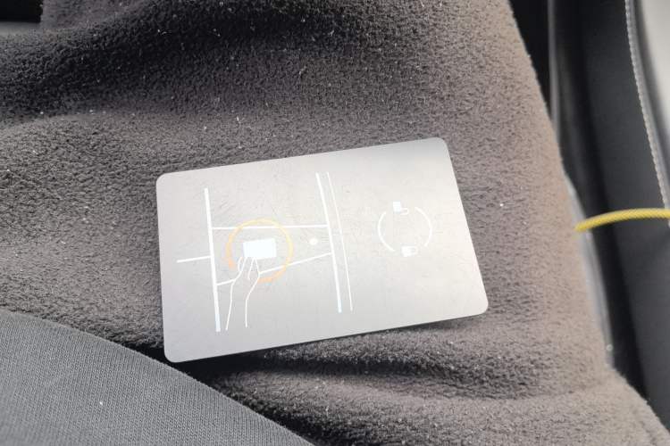 Used Tesla Model Y 2022 Revised Version Rear-Wheel Drive Vehicle Key