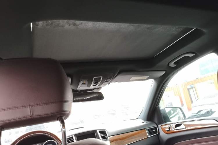 Used Mercedes-Benz M-Class 2012 ML 350 Luxury Edition Headliner