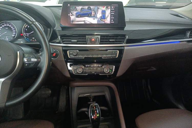 Used BMW X1 2021 Restyled sDrive25Li Leading Edition
