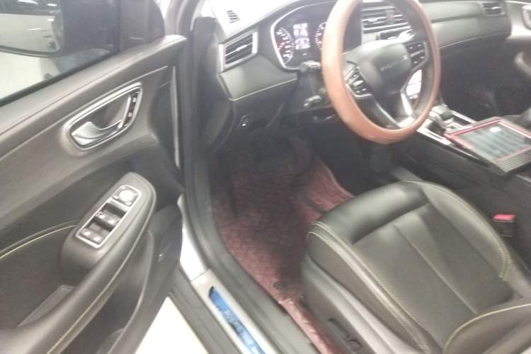 Used Roewe RX5 2020 PLUS 300TGI Automatic Ali National Style Luxury Edition