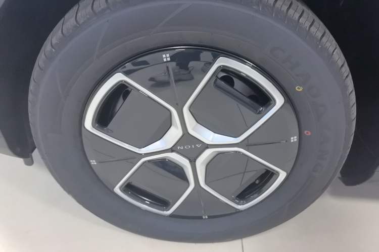 Used AION UT 2025 330 Starlight Edition