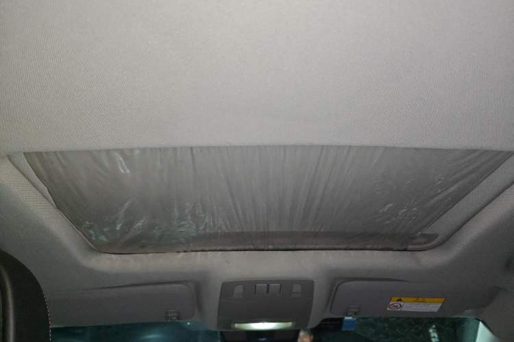 Used Buick Regal 2014 1.6T Fashionable Tech Edition Headliner