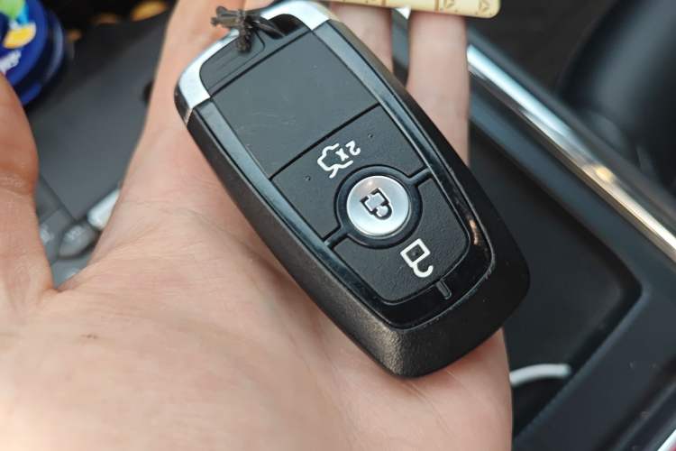 Used Ford Mondeo 2025 2.0T EcoBoost Luxury Version