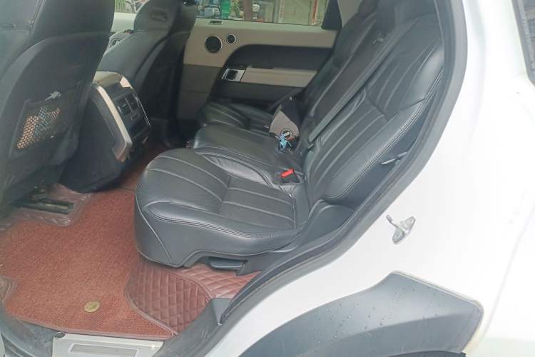 Used Land Rover Range Sport 2015 3.0 SDV6 HSE Left Rear Seat