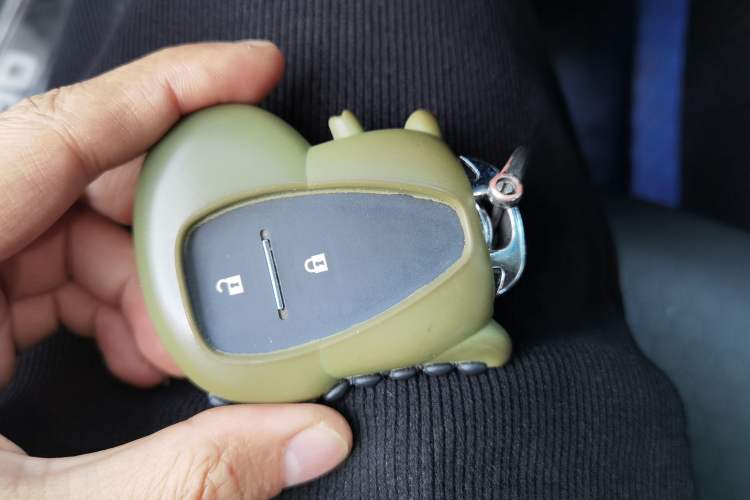 Used Chevrolet Orlando 2020 Light Hybrid Redline 530T Automatic Enjoyment Edition (5+2 Models)
