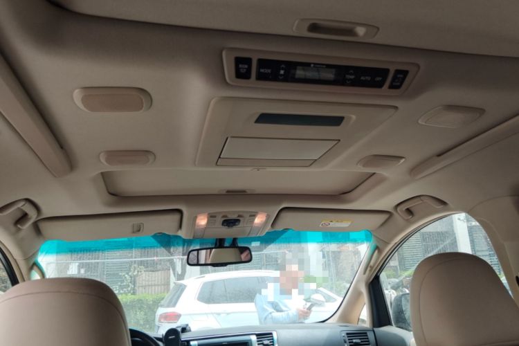 Used Toyota Alphard 2012 3.5L Luxury Edition
