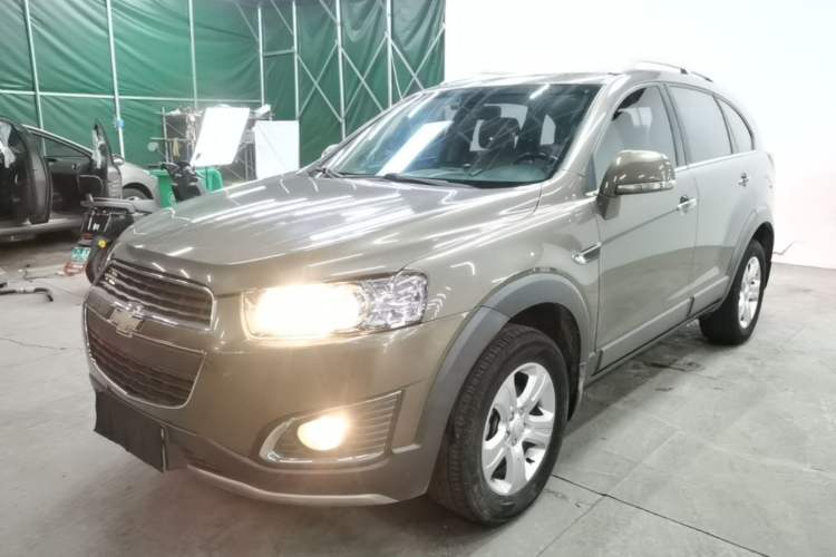 Used Chevrolet Captiva 2015 2.4L Two-Wheel Drive Urban Version 7 Seats