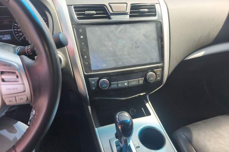 Used Nissan Teana 2018 2.0L XL Smart Upgrade Edition Audio And AC Panel