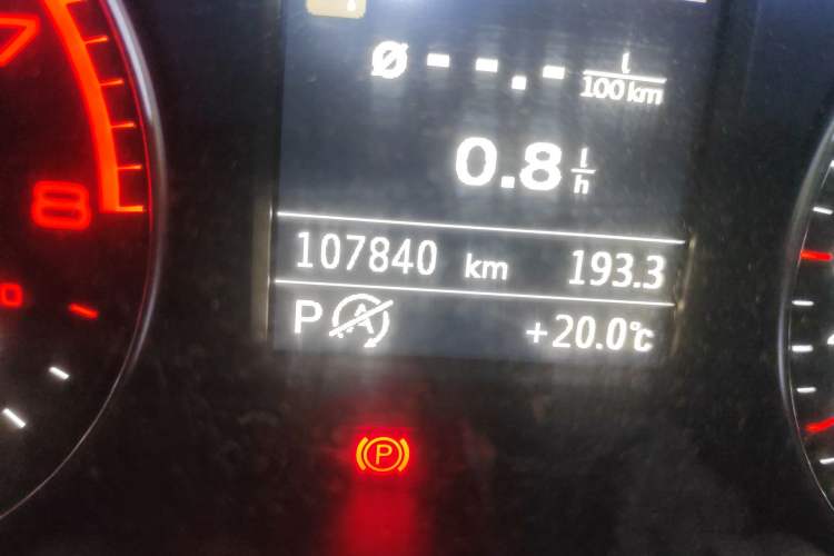 Used Audi A3 2014 Sportback 35 TFSI Automatic Comfort Model Odometer Close Up