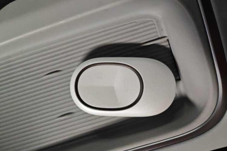 Used Nio ES6 2024 75 kWh Interior 1