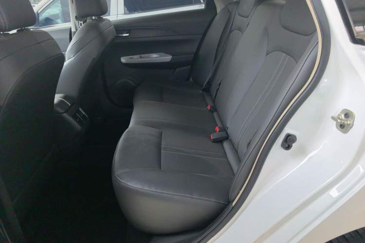 Used Dongfeng Aeolus E70 2023 500 Smart Version Lithium Iron Phosphate 48.6 kWh 110 kW Left Rear Seat