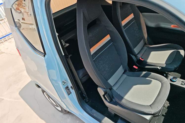 Used Wuling Hongguang MINIEV 2022 Easy Version Lithium Iron Phosphate Right Front Seat