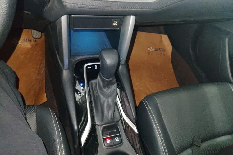 Used Toyota FRONTLANDER 2022 2.0L CVT Luxury PLUS Edition