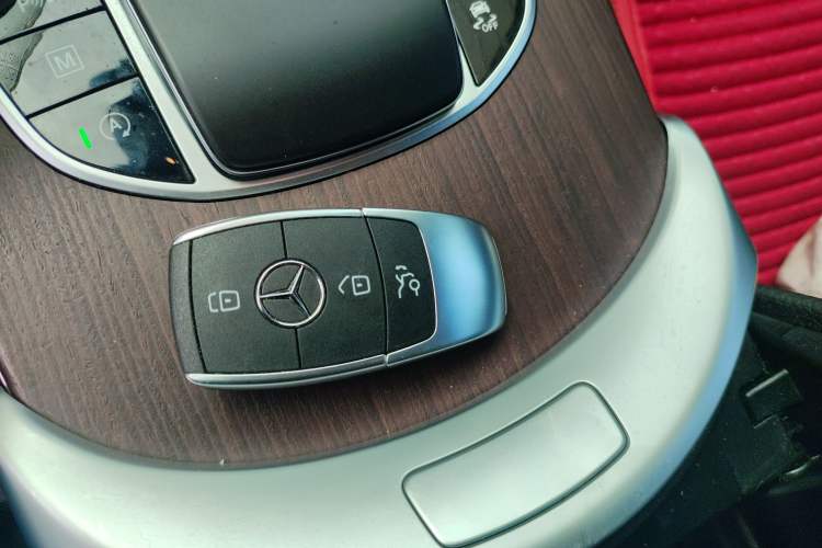 Used Mercedes-Benz GLC 2021 GLC 300 L 4MATIC Dynamic Model