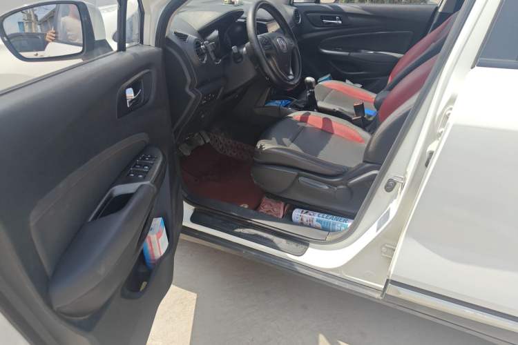 Used CHANGAN CS15 2016 1.5L Manual Luxury Edition