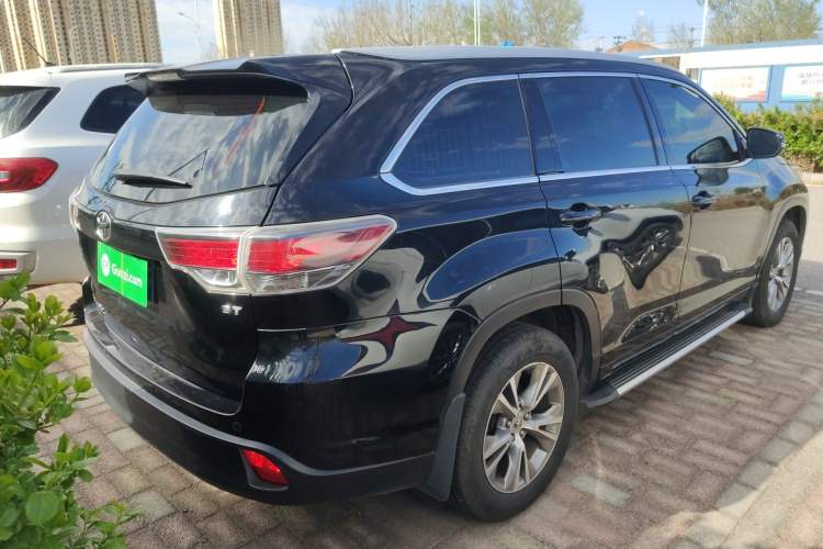 Used Toyota Highlander 2015 2.0T Two-Wheel Drive Elite Edition 5 Seats Rear Right 45 Deg