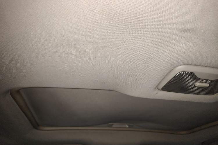 Used Changan CS35 2014 1.6L Manual Luxury Model China IV Standard
