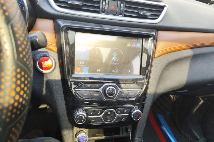 Used Karry K60 2018 1.5L Manual Sunroof Version