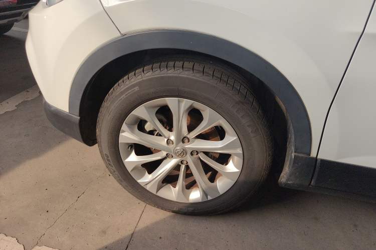 Used Brilliance V3 2015 1.5L Automatic Smart Version
