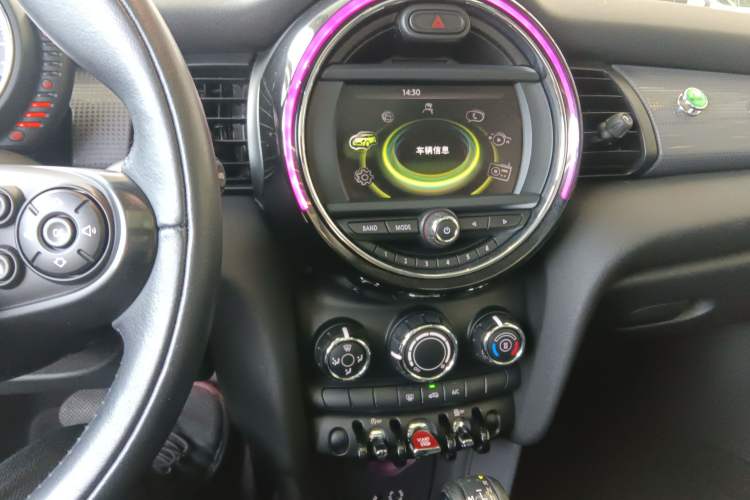Used MINI 2016 1.5T COOPER Audio And AC Panel