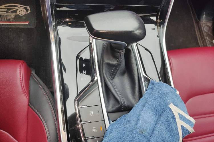 Used SAIC MAXUS D60 2019 1.5T Automatic Smart Enjoyment Version 6 Seats