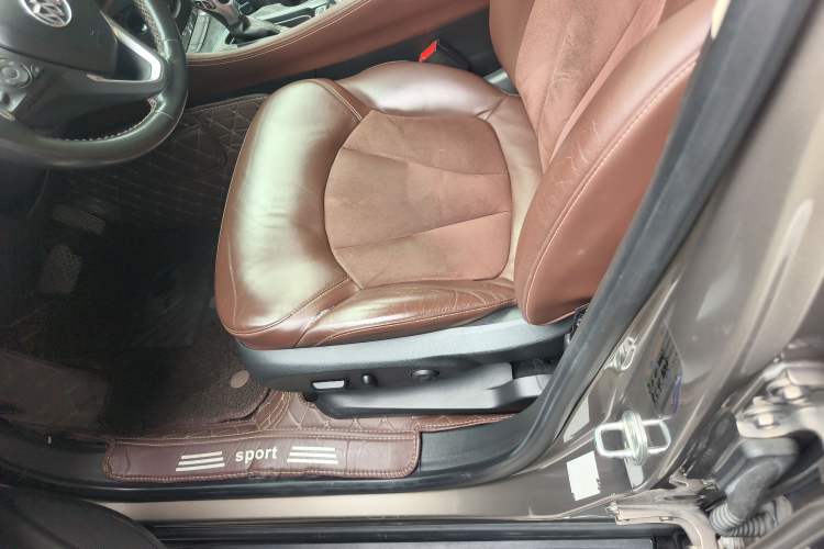 Used Buick Envision 2014 28T Four-Wheel Drive Elite Model
