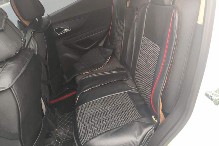 Used Buick Encore 2015 1.4T Automatic Two-Wheel Drive Urban Elite Version