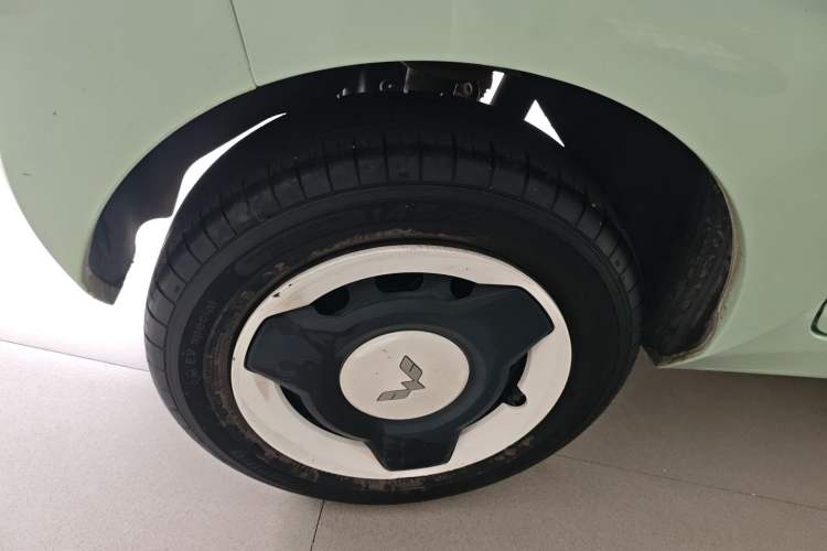 Used Wuling Hongguang MINIEV 2021 Macaron Sandwich Model 170 km Lithium Iron Phosphate