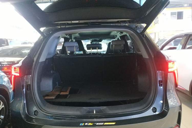 Used CHANGAN CS75 PLUS 2022 2nd Generation 1.5T Automatic Prestige Version
