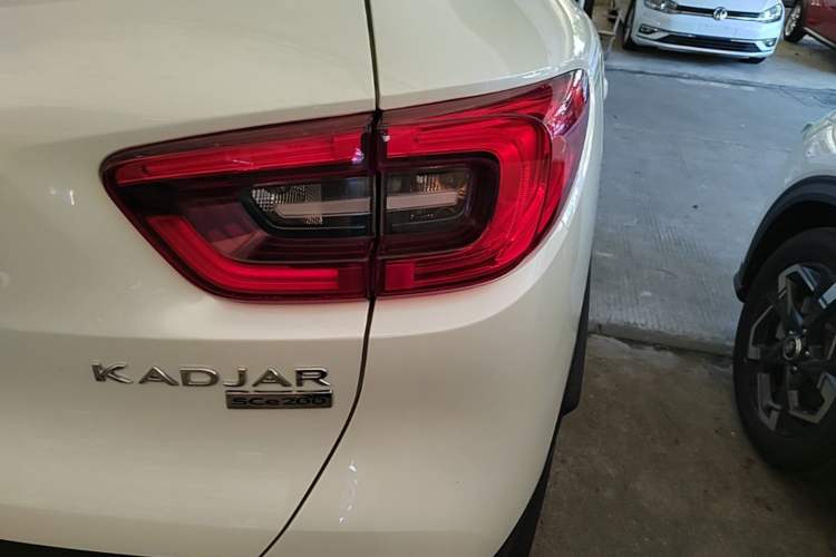 Used Renault Kadjar 2017 2.0L Two-Wheel Drive Fashion Edition
