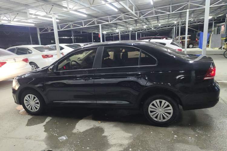 Used Volkswagen Santana 2018 1.5L Manual Fashion Edition
