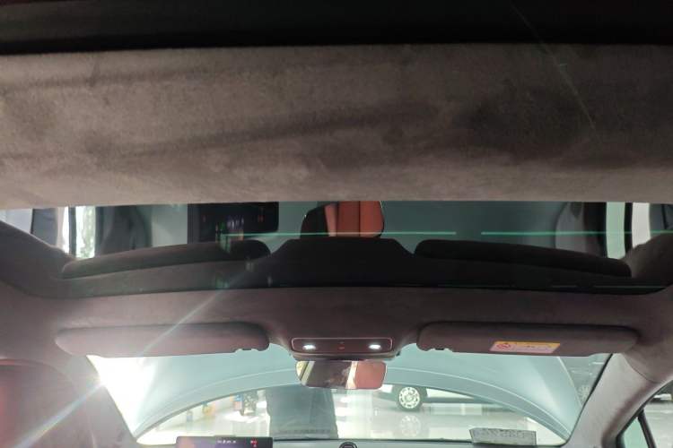 Used Hima Luxeed S7 2025 785 km Ultra