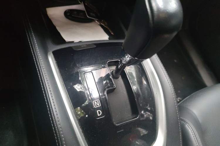 Used Nissan X-Trail 2014 2.5L CVT Luxury Edition 4WD
