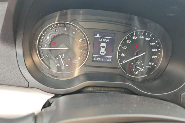 Used Great Wall C30 2016 1.5L Manual Comfort Model Odometer Close Up