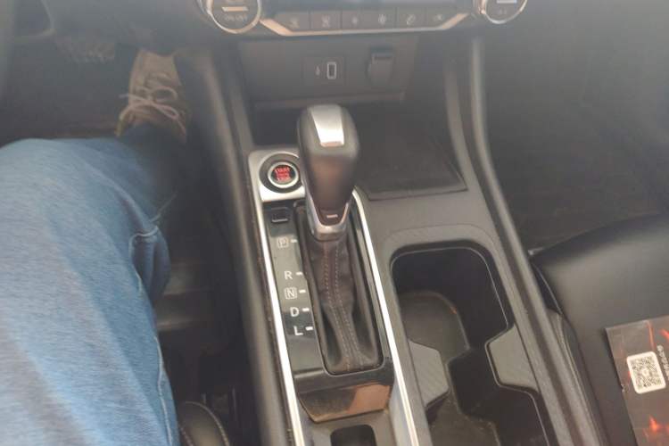 Used Nissan Sylphy 2022 1.6L XL CVT Enjoyment Edition Gear Lever