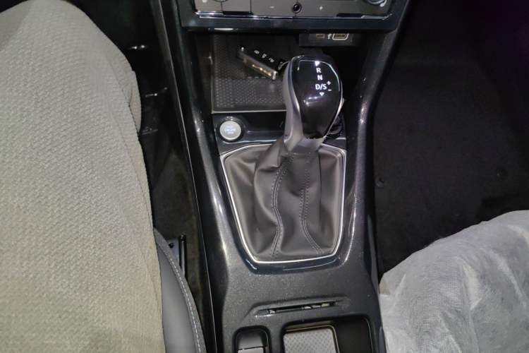 Used Volkswagen Tharu 2026 Model Xinrui 300TSI Ruixiang Edition
