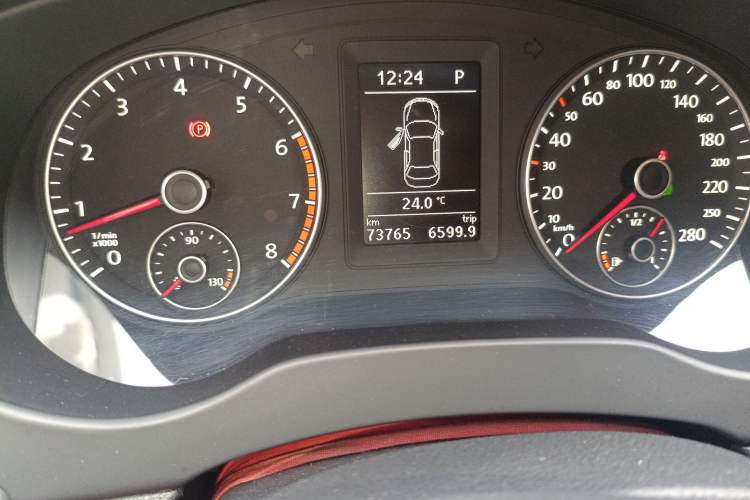 Used Volkswagen Sagitar 2014 1.4TSI Automatic Luxury Model