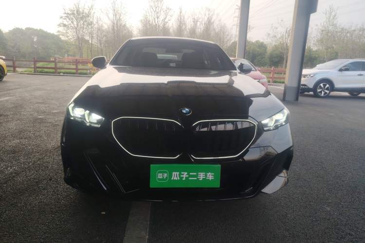 Used BMW 5 Series 2025 530Li Luxury Edition M Sport Package Front